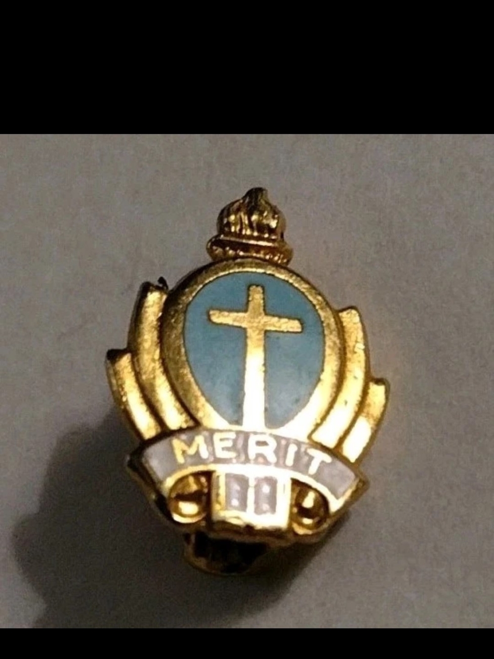Christian Merit Religious Pinback Cross Design Gold Tone Blue Enamel Badge